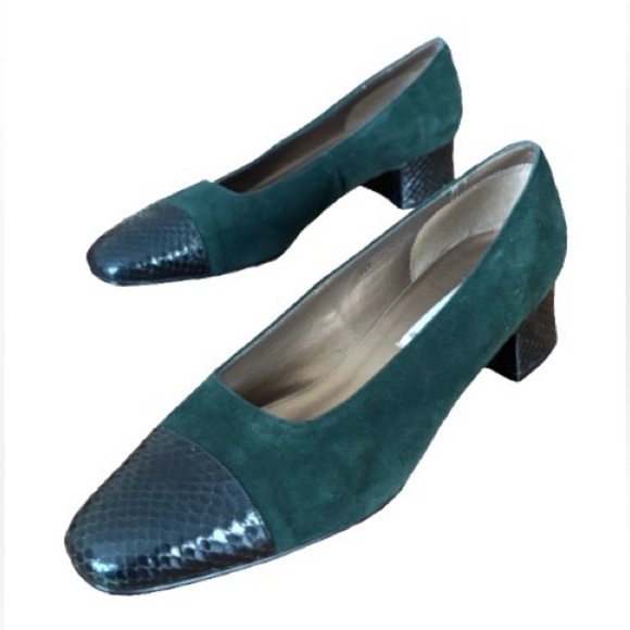 Corsina VTG green suede w blk block heel WM 7.5 N old money business casual - Picture 4 of 14